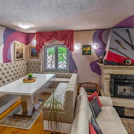 Cozy In With Kitchen Medulin