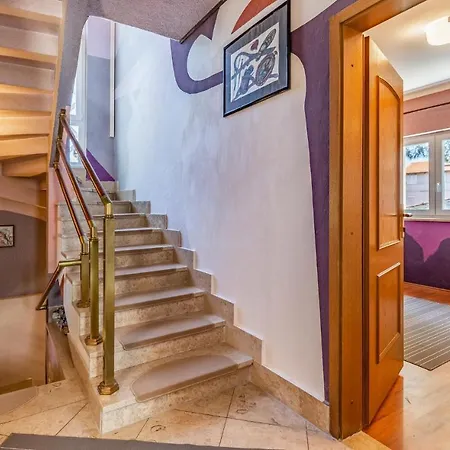 Cozy In With Kitchen Holiday home *