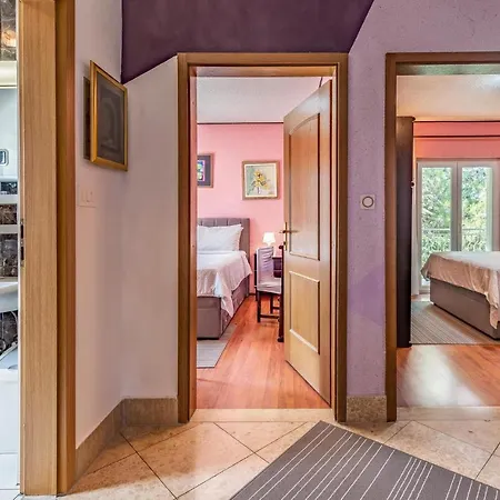 Cozy In With Kitchen Holiday home