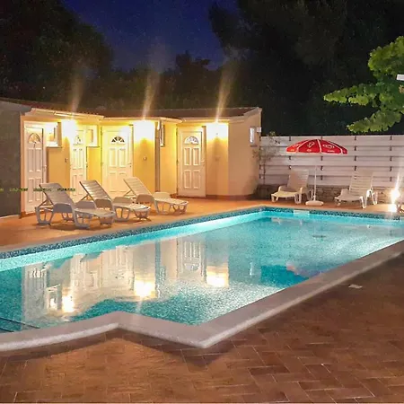 Tatil Evi Beautiful In Medulin