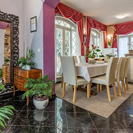 Holiday home Cozy In With Kitchen